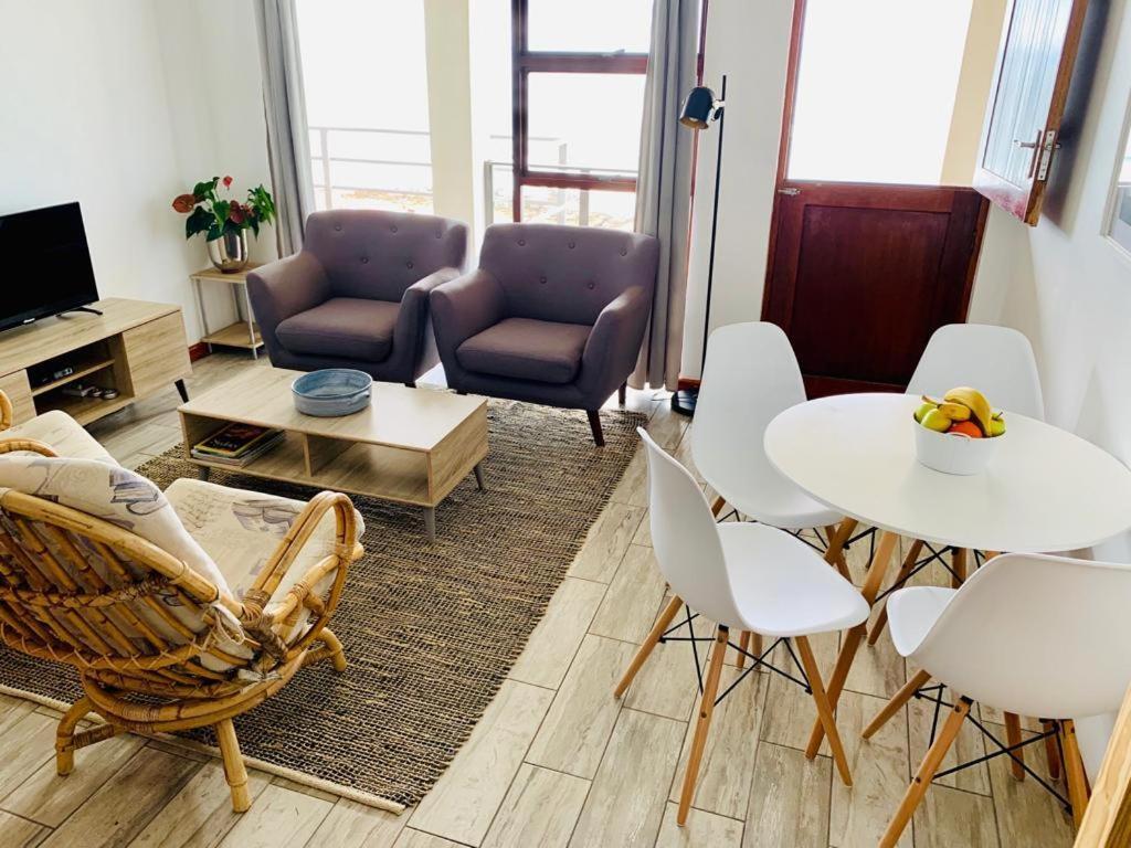 Captain Sunshine Guest House Groot-Jongensfontein Extérieur photo